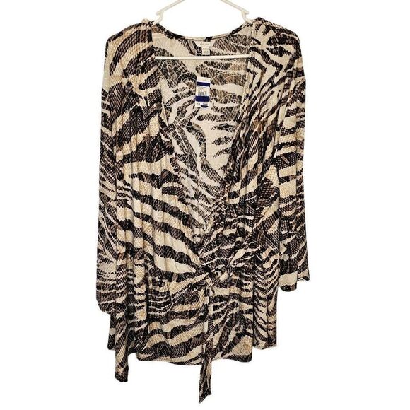 Cato NWT snakeskin print wrap blouse Plus 26/28 - Picture 1 of 14